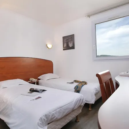 Hotel The Originals City, La Belle Etape,
