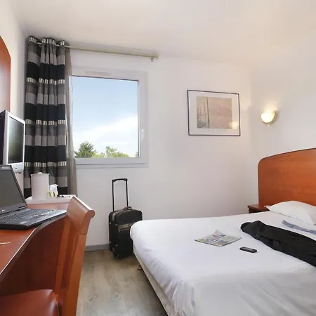 Hotel The Originals City, La Belle Etape,